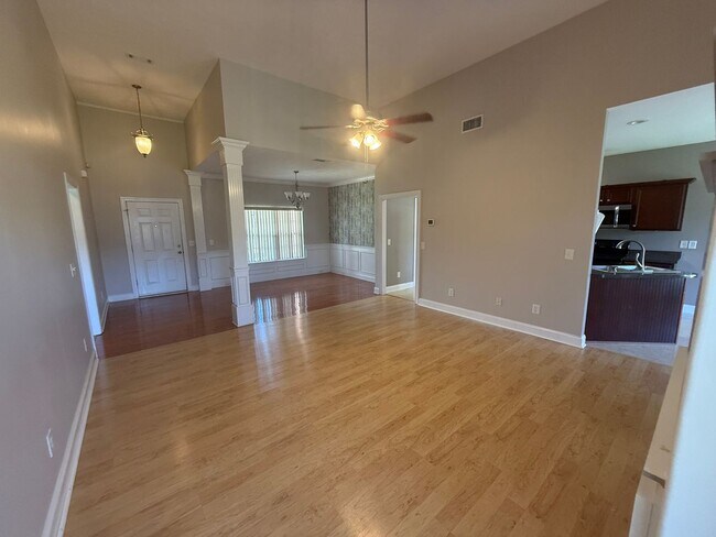 Foto del edificio - 2720 Westhaven Dr