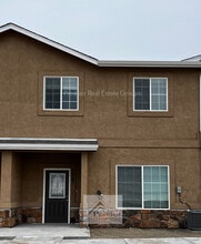 Building Photo - 7863 Sand Lake Heights