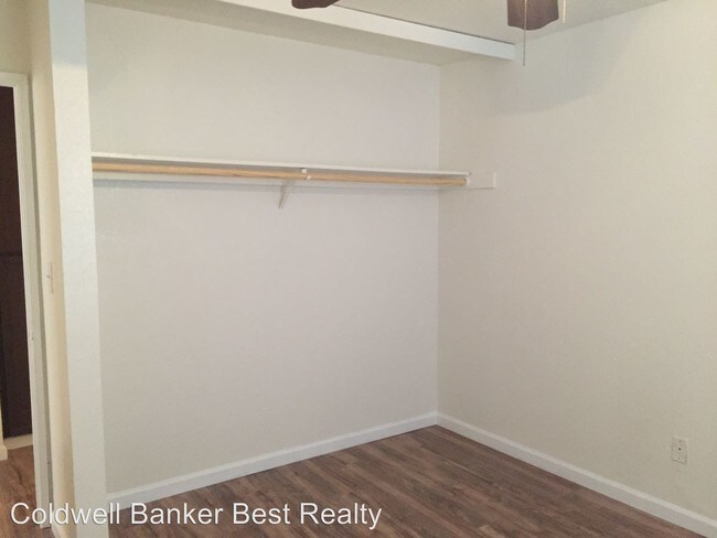 Building Photo - 3 br, 2 bath House - 1105 Cherry Lane