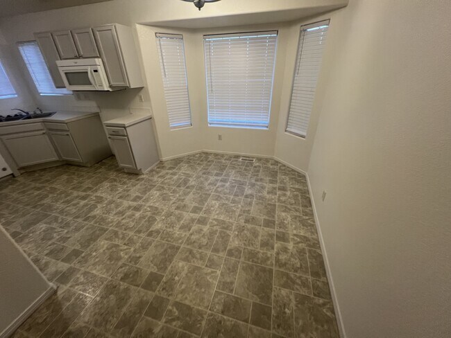 Foto del edificio - 2921 Anchor Dr