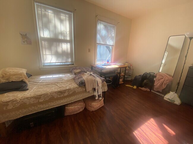 Foto del edificio - 1576 Tremont St