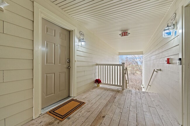 Building Photo - 1434 Piedmont Cir