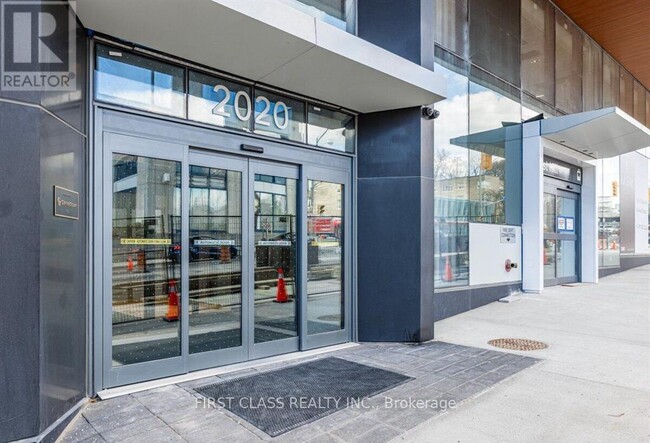 Building Photo - 2020-2020 Bathurst St