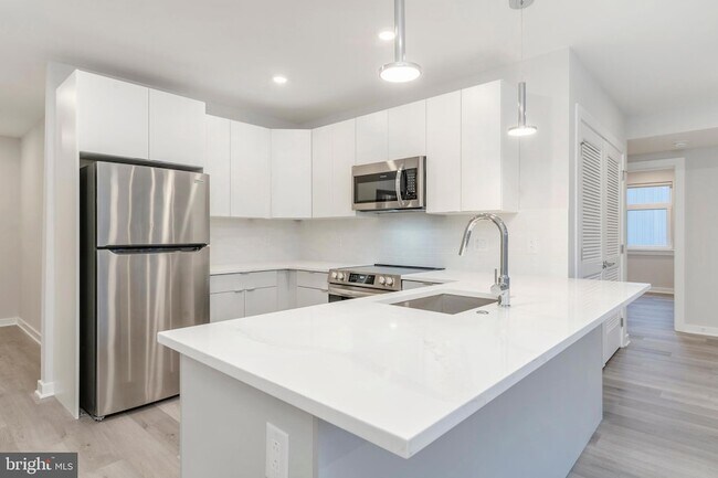 Foto del edificio - 3449 Scotts Ln