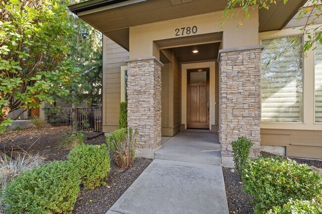 Foto del edificio - Luxury Living in Harris Ranch | 3 Bed + Office | 3 Bath | 2,713 Sq Ft