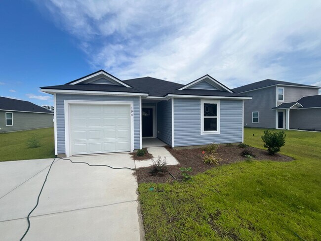 Foto del edificio - New Home! Pet-Friendly, Four-Bedroom Now Available in Longs!