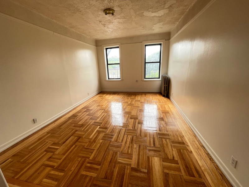 Foto principal - 4120 Carpenter Ave