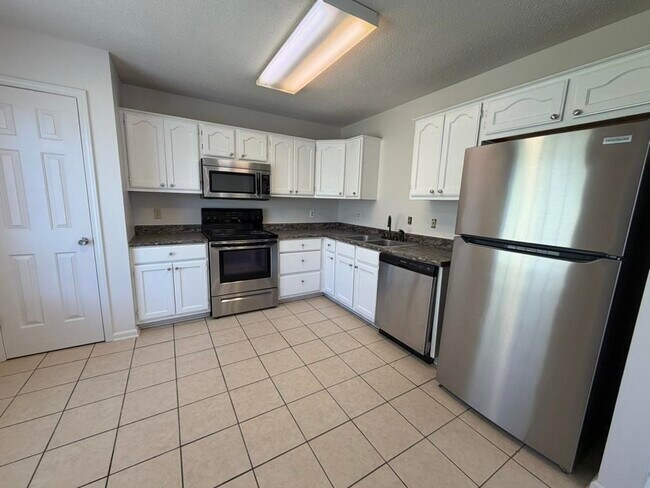 Foto del edificio - 9289 Morning Garden Cove