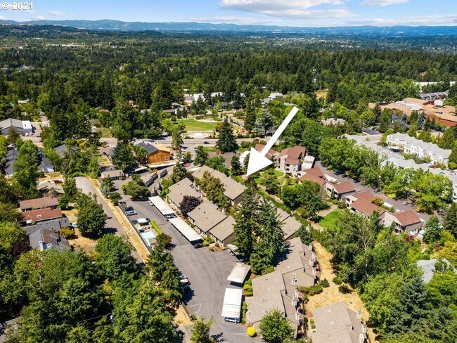 Photo - 4690 SW Comus Plz Apartment