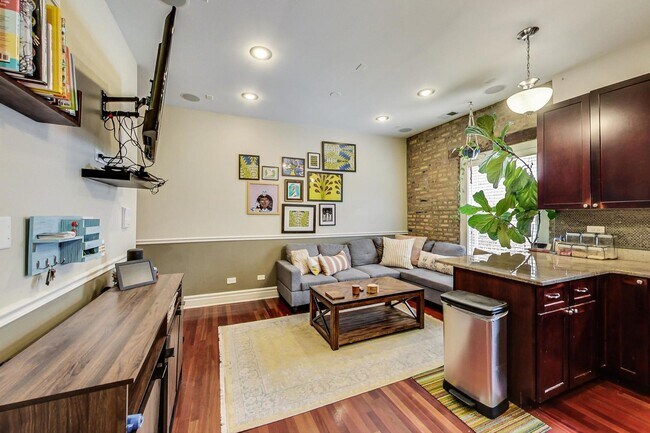 Foto del edificio - 5121 N Kenmore Ave