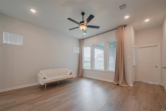 Building Photo - 16331 Verbena Glen Dr