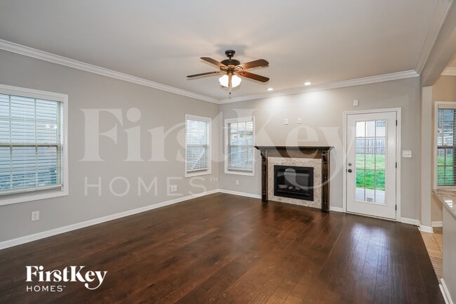 Building Photo - 1586 Raven Rd