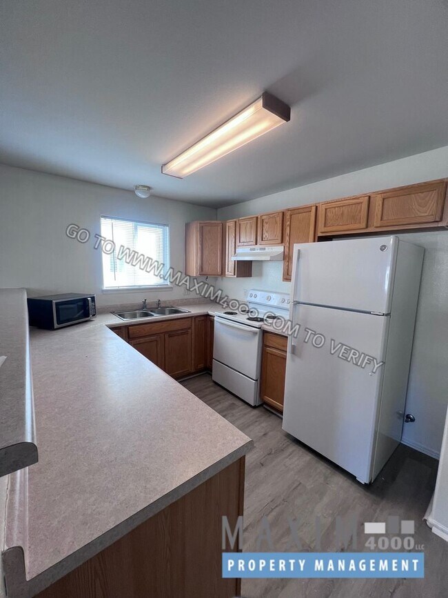 Foto del edificio - 1124 E Carolina Ave