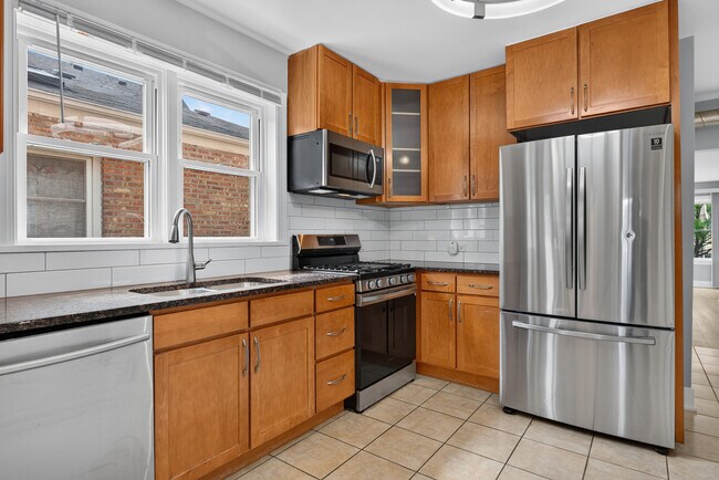 Foto del edificio - 3953 N Oleander Ave