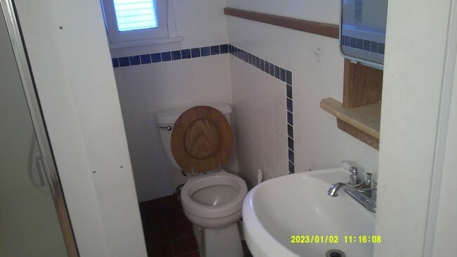 Building Photo - Quaint 1 bed apartment