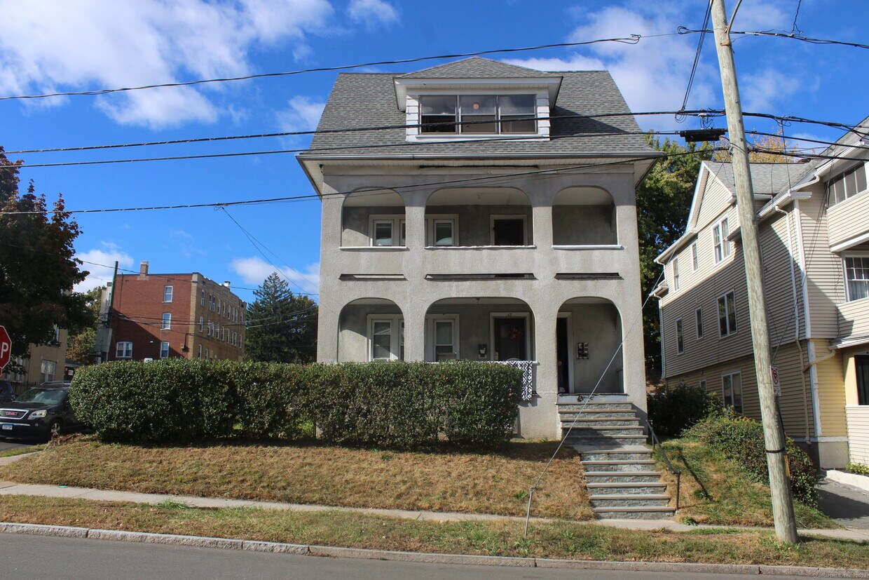 Primary Photo - 45-47-47 Grandview Terrace