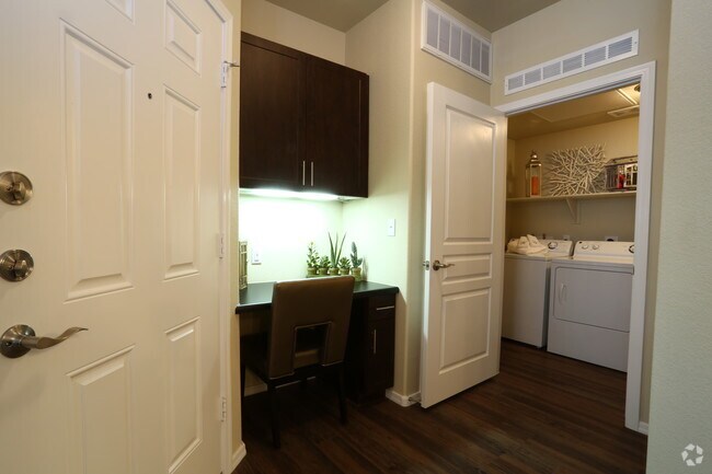 Foto del interior - Highland Groves at Morrison Ranch Apartments