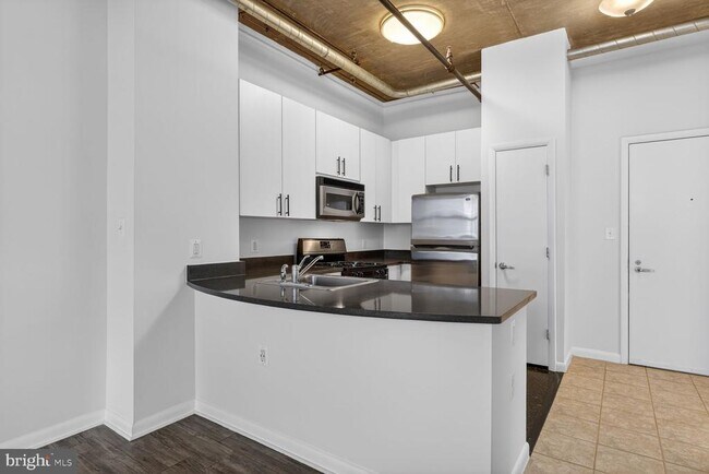 Foto del edificio - 1300 N St NW