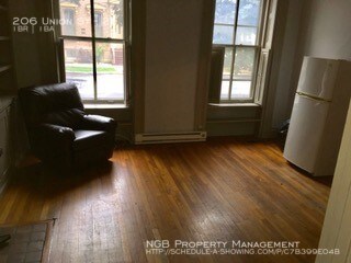 Building Photo - 206 Union St