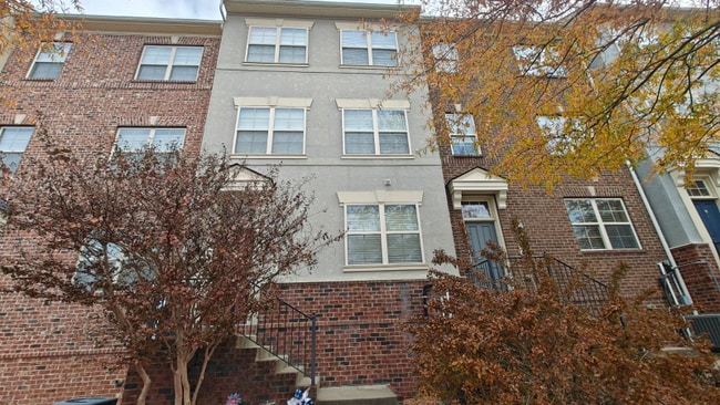 Photo - 5306 Missionary Wy Townhome