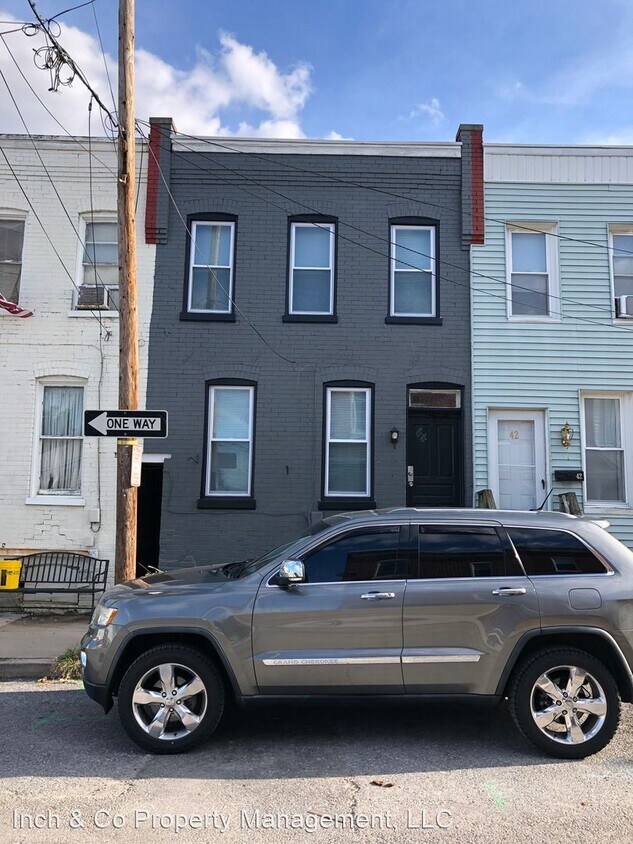 Primary Photo - 3 br, 1 bath House - 44 Laurel St.