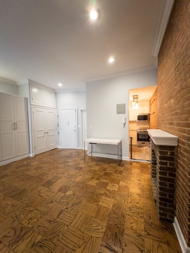 Foto del edificio - 316 W 83rd St