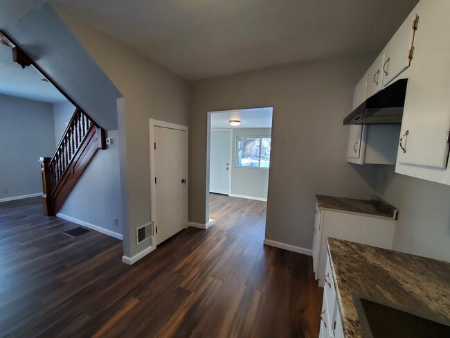 Kitchen - 816 W Gambier St