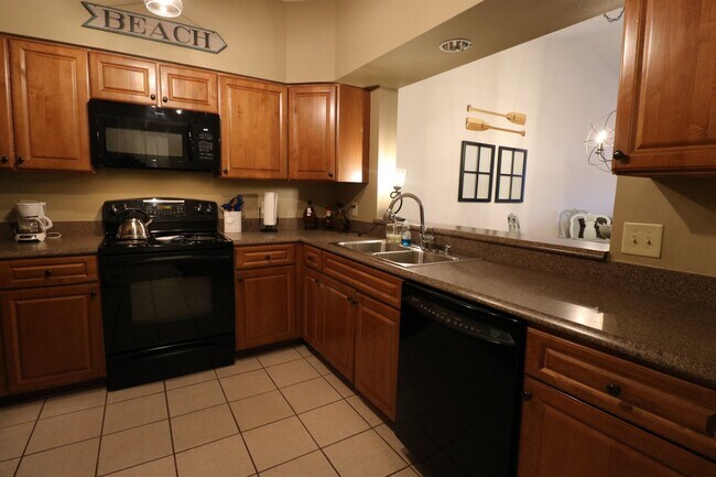 Building Photo - 275 Atlantis Cir
