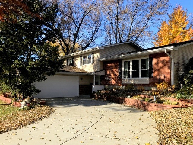 Primary Photo - 7240 Fairmount Ave