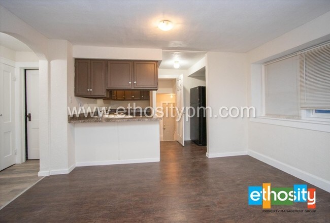 Building Photo - 1537 N Grant Ave, Indianapolis, Indiana, USA