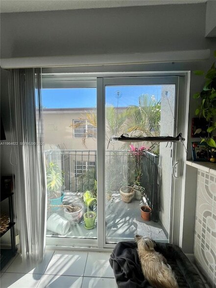 Foto del edificio - 1960 Marseille Dr