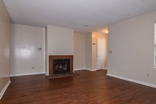 Foto del edificio - 174 Dorchester Manor Blvd