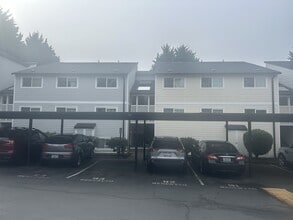 Building Photo - 15280 Macadam Rd S