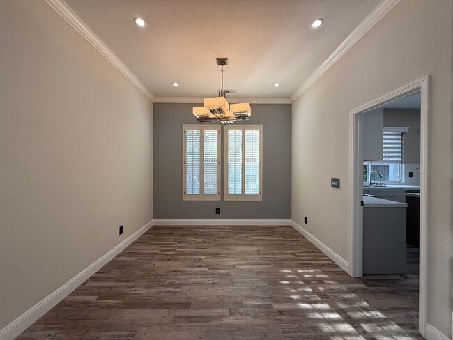 Building Photo - 20 Gonsalves Ct