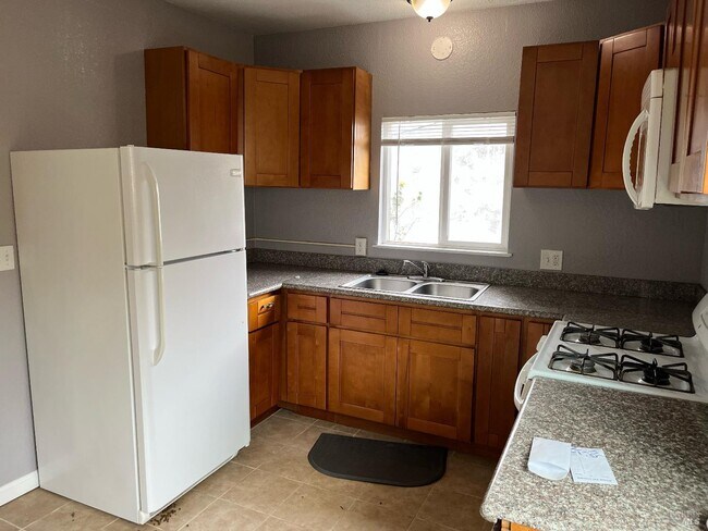 Foto del edificio - 1717 Sutter St