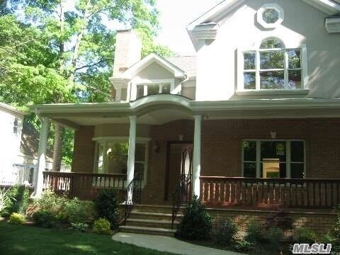 Foto del edificio - 91 Baker Hill Rd