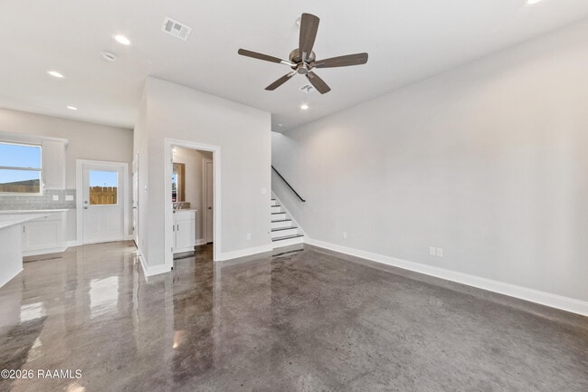 Foto del edificio - 113 Firethorn Dr