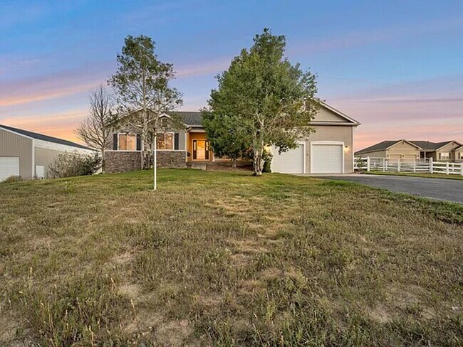 Foto del edificio - 2228 Red Maple Cir