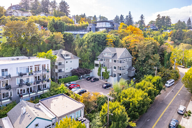 Aerial Photo - 1640 SW Montgomery St