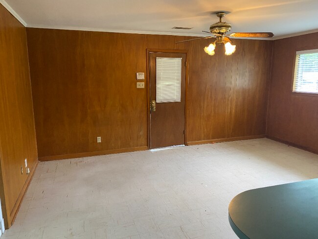 Foto del edificio - 111 Greenwood Dr