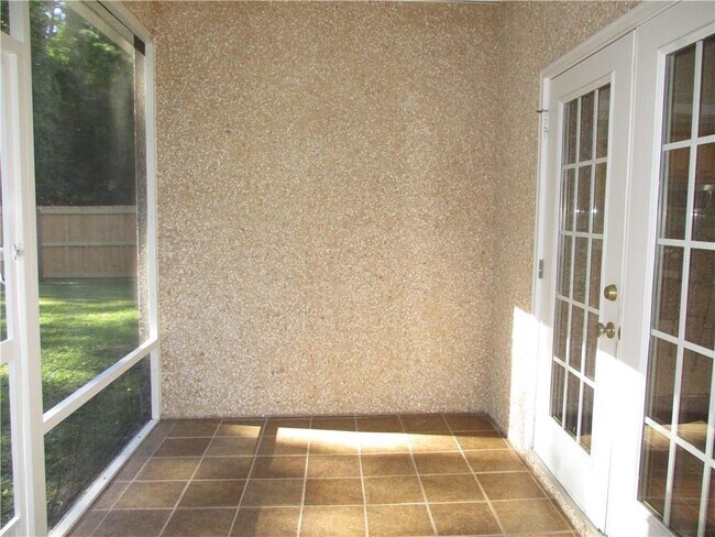 Foto del edificio - 120 Teak Trail