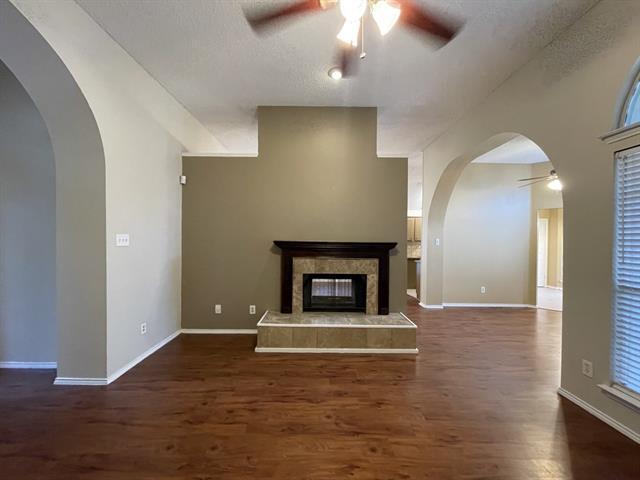 Building Photo - 901 Felicia Ln