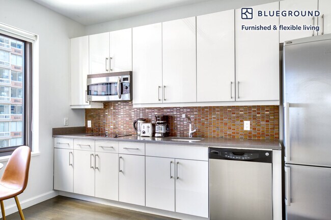 Foto del edificio - 830 8th Ave