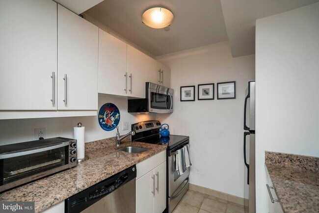 Foto del edificio - 219-29 S 18th St