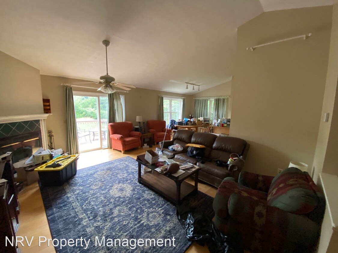 Primary Photo - 3 br, 2 bath House - 710 McBryde Drive
