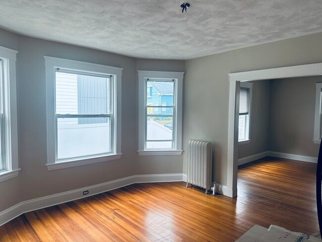 Building Photo - 83 Howard St