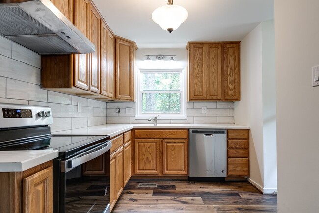 Foto del edificio - Beautiful 3 bedroom 2.5 bath in Woodlake