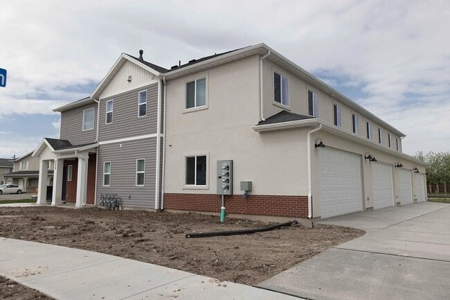 Building Photo - 578 W 1120 N