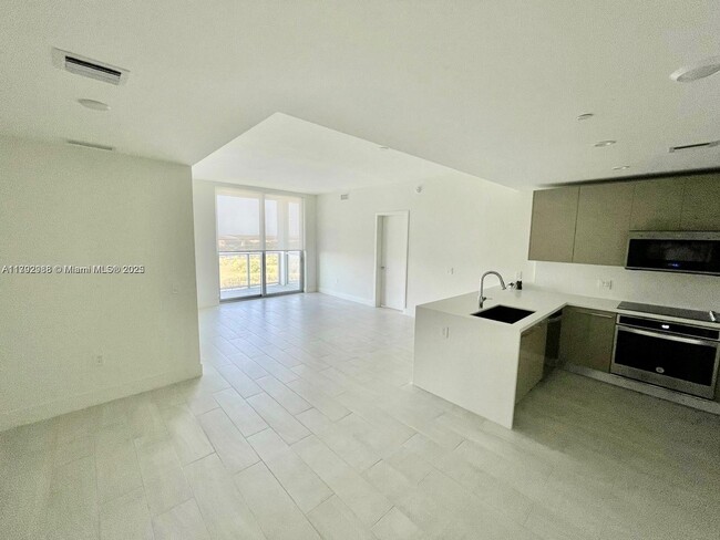 Foto del edificio - 2000 Metropica Wy