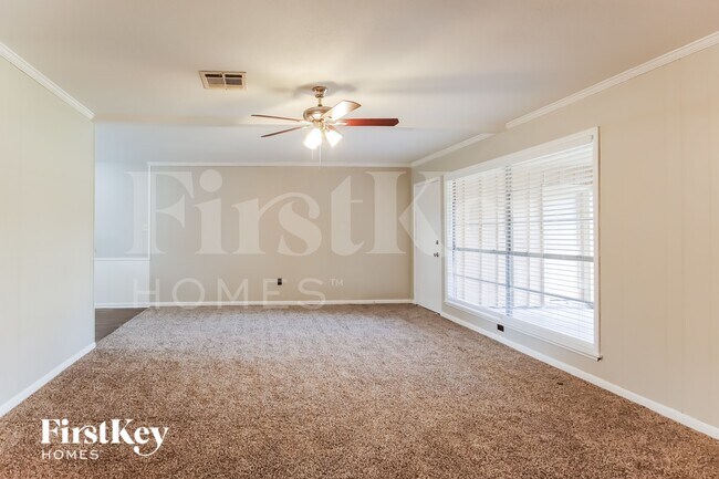 Foto del edificio - 3804 Canterbury Dr